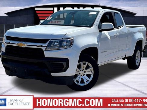 Used 2022 Chevrolet Colorado LT w/ Fleet Safety Package image 3
