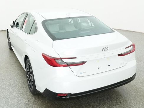 New 2026 Toyota Camry XLE image 9