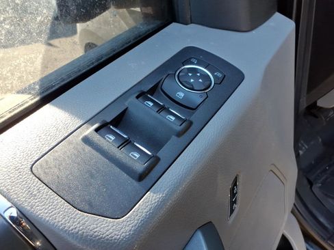 Used 2016 Ford F150 XLT w/ Equipment Group 301A Mid image 11