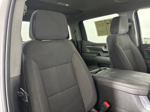Used 2025 Chevrolet Silverado 1500 LT AWD/4WD image 27