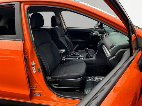 Used 2014 Subaru Crosstrek 2.0i Premium AWD/4WD image 24