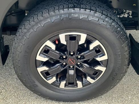 Used 2023 Nissan Frontier PRO-4X w/ Pro Convenience Package AWD/4WD image 8
