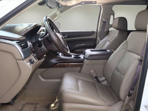 Used 2019 Chevrolet Tahoe LT RWD image 11