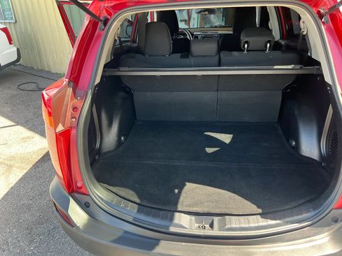 Used 2015 Toyota RAV4 XLE FWD image 16