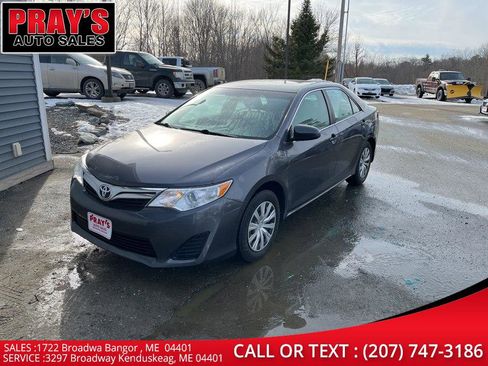 Used 2014 Toyota Camry LE image 1