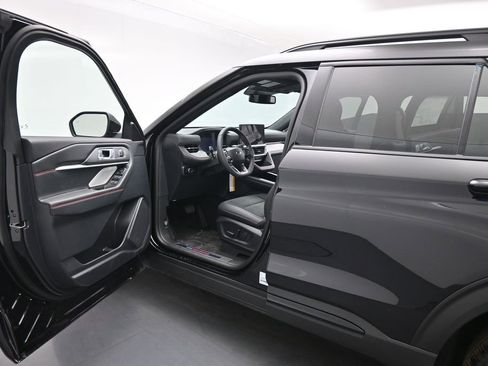 New 2026 Ford Explorer ST AWD/4WD image 8