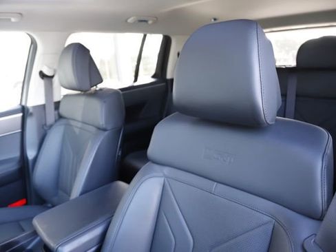Used 2025 Hyundai Santa Fe XRT AWD/4WD image 12