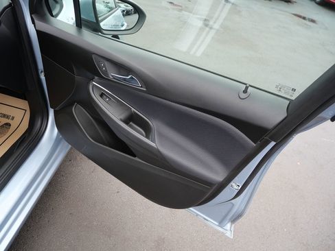 Used 2018 Chevrolet Cruze LS w/ LS Fleet Convenience Package image 32