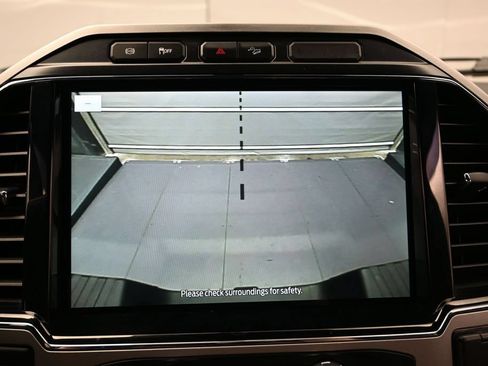 Used 2022 Ford F250 Lariat w/ Black Appearance Package AWD/4WD image 33
