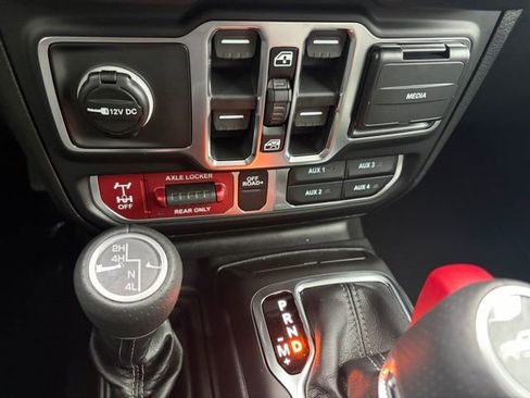 New 2026 Jeep Gladiator Mojave image 23