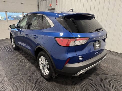 Used 2022 Ford Escape SE w/ Convenience Package AWD/4WD image 4