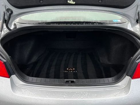Used 2010 INFINITI G37 Journey w/ Premium Pkg image 13