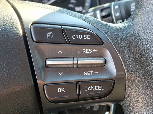 Used 2021 Hyundai Kona SE image 22