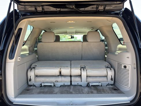 Used 2014 Chevrolet Tahoe LT w/ Suspension Package, Off-Road AWD/4WD image 9
