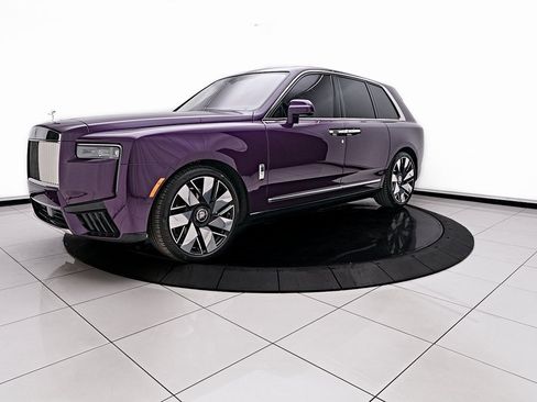Used 2025 Rolls-Royce Cullinan image 5