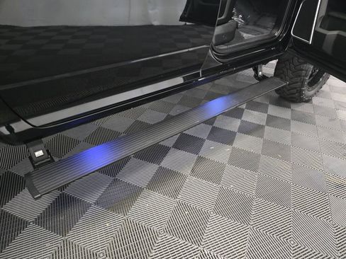 Used 2023 RAM 2500 Laramie w/ Night Edition image 24