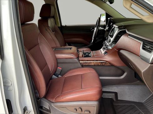 Used 2018 Chevrolet Tahoe Premier AWD/4WD image 30