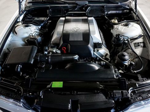 Used 1999 BMW 740iL image 13