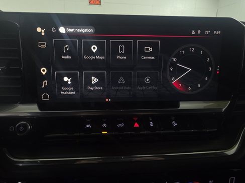 Used 2023 GMC Sierra 1500 SLT w/ SLT Premium Package AWD/4WD image 13