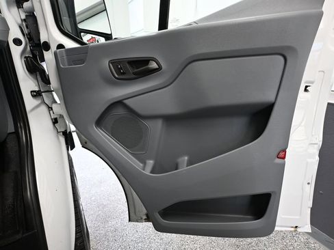 Used 2017 Ford Transit 250 130 Low Roof w/ Exterior Upgrade Package RWD image 29