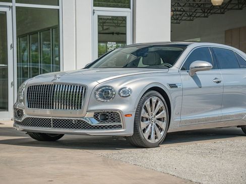 Used 2020 Bentley Flying Spur W12 AWD/4WD image 9