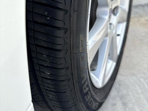 Used 2016 Volvo V60 T5 Premier image 16