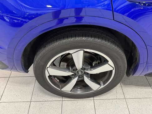 Certified 2023 Audi Q5 2.0T Premium Plus w/ Premium Plus Package AWD/4WD image 10