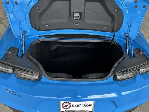 Used 2023 Chevrolet Camaro LT w/ RS Package image 28