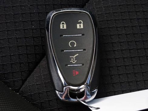 Used 2021 Chevrolet TrailBlazer RS w/ Sun and Liftgate Package image 42