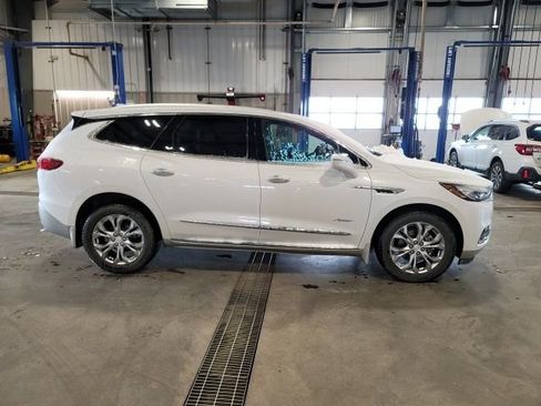 Used 2019 Buick Enclave Avenir w/ Avenir Technology Package image 8