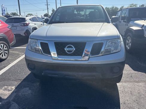 Used 2019 Nissan Frontier S image 1