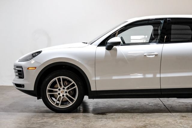 Used 2019 Porsche Cayenne AWD/4WD image 15