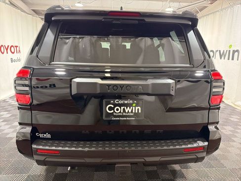 Used 2026 Toyota 4Runner SR5 image 5