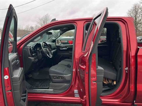 Used 2023 Chevrolet Silverado 1500 LT image 15