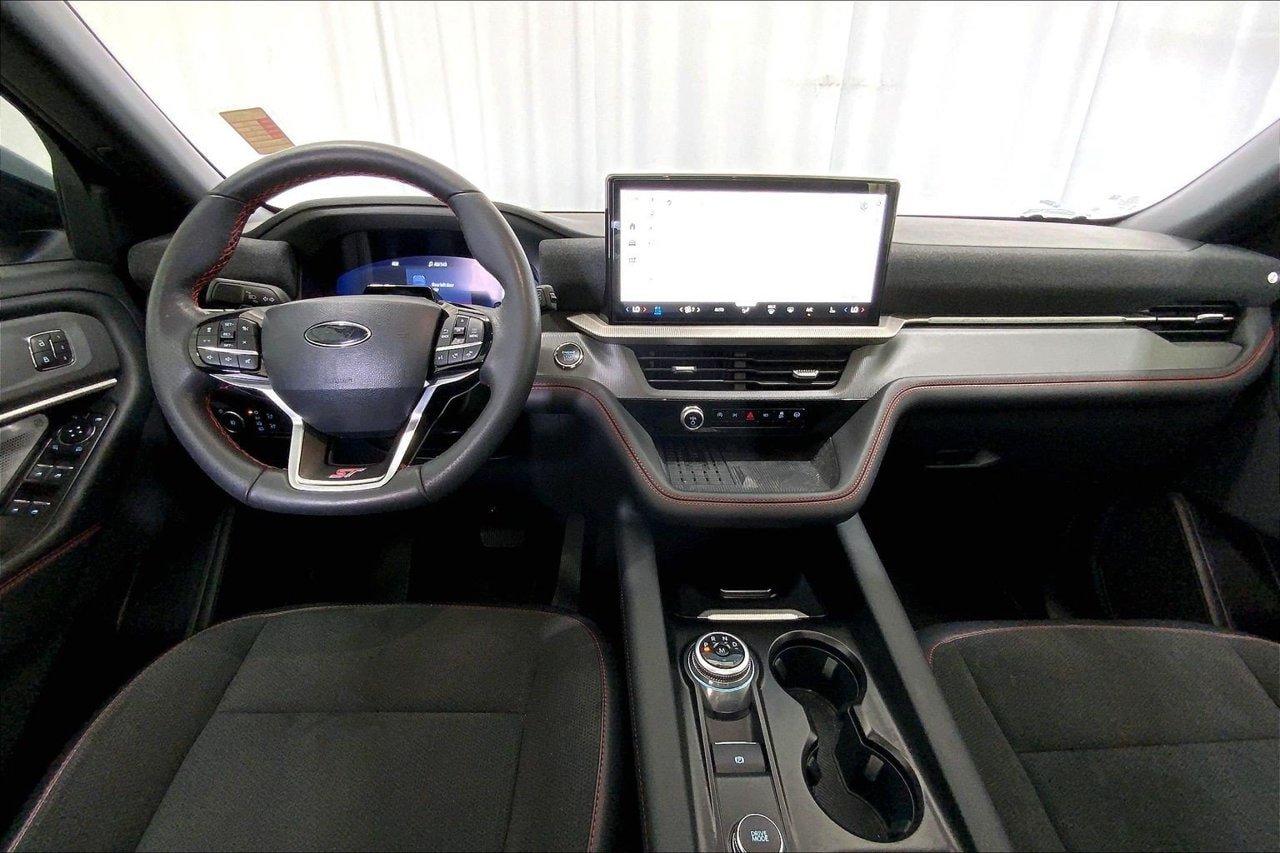 Used 2025 Ford Explorer ST w/ Sun And Sound Package AWD/4WD image 14
