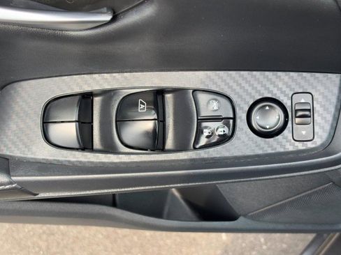 Used 2022 Nissan Sentra SV image 23