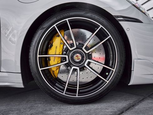 Used 2022 Porsche 911 Turbo S w/ 911 Turbo Sportdesign Package image 24