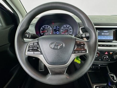 Used 2021 Hyundai Accent SE image 11