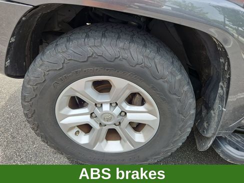 Used 2019 Toyota 4Runner SR5 RWD image 10
