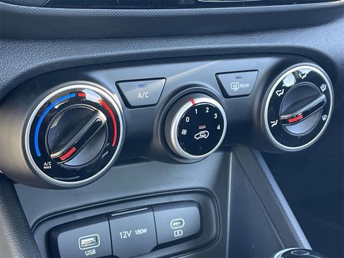 New 2026 Hyundai Venue SE image 26