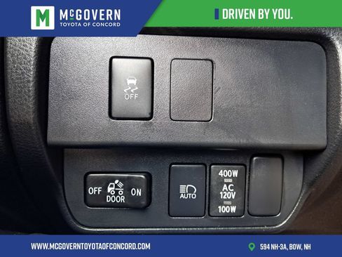 Used 2023 Toyota Tacoma TRD Sport w/ Technology Package AWD/4WD image 32