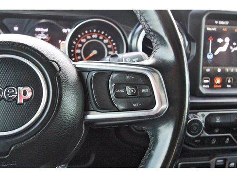 Used 2020 Jeep Wrangler Unlimited Sahara AWD/4WD image 24