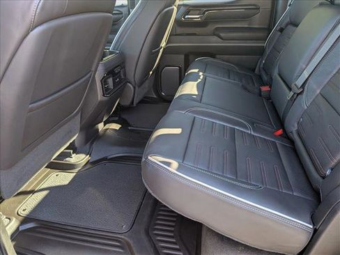 Used 2023 GMC Sierra 1500 AT4X image 19