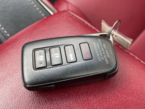 Used 2017 Lexus GS 350 F Sport image 12