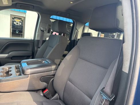 Used 2017 Chevrolet Silverado 1500 LT w/ All Star Edition image 31