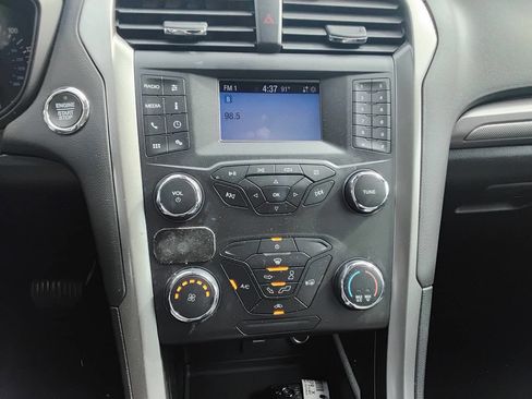 Used 2020 Ford Fusion S image 12