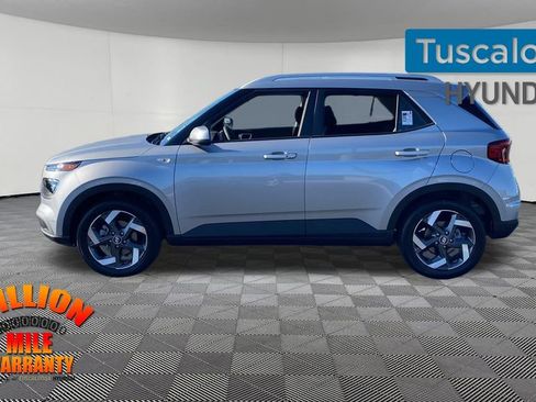 New 2026 Hyundai Venue SEL image 5