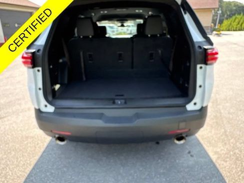 Used 2023 Chevrolet Traverse RS AWD/4WD image 23
