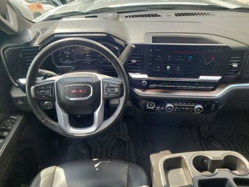 Used 2024 GMC Sierra 1500 SLT AWD/4WD image 14