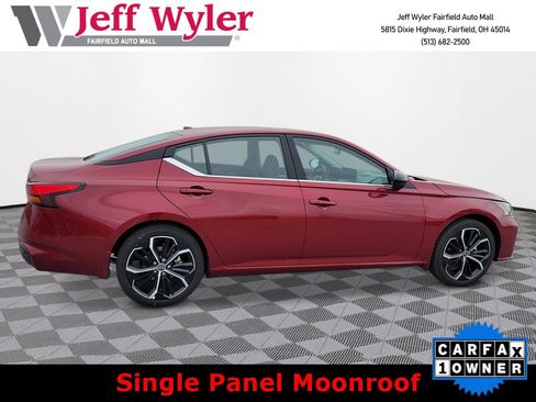 Certified 2025 Nissan Altima 2.5 SR w/ SR Premium Package FWD image 1